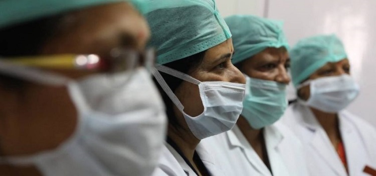 Monitor Salud: Octubre registró el mayor número de contagios en el personal sanitario con 653 casos