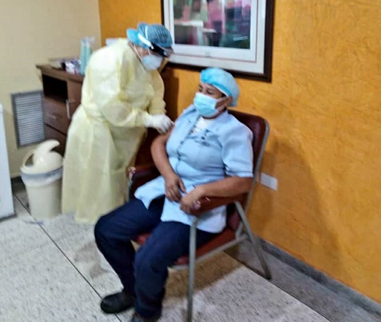 Covid-19 enluta al sector salud y deja más de tres mil casos positivos en Zulia