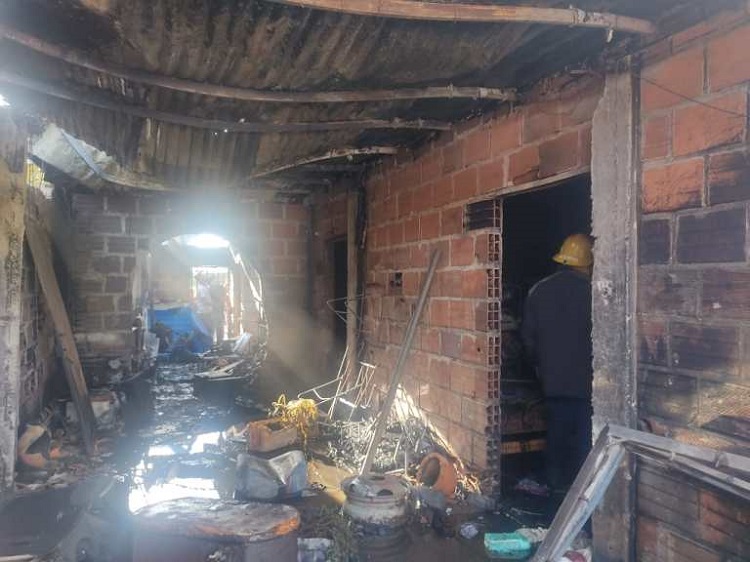 Un adolescente murió en incendio de vivienda en Táchira