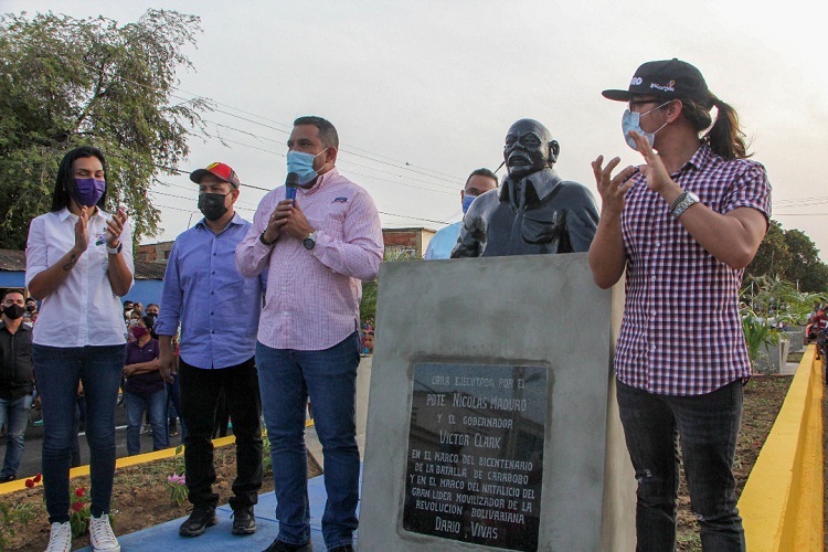 Gobernador inaugura Corredor Darío Vivas en sector Pueblo Nuevo de Coro
