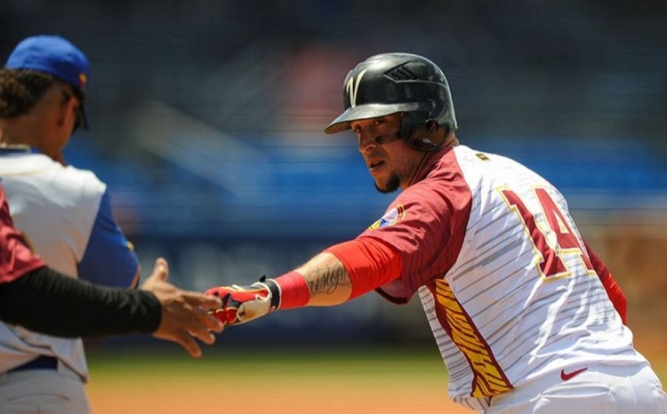 Venezuela deja en el terreno y eliminada a Colombia con jonrón de Diego Rincones