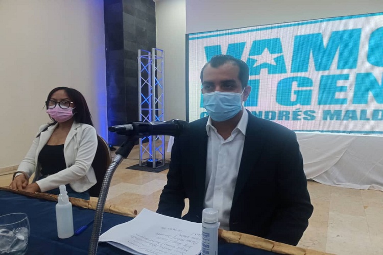 En encuentro empresarial: Andrés Maldonado no declinará su precandidatura a la Alcaldía de Carirubana