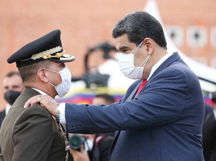 Maduro renovó el alto mando militar