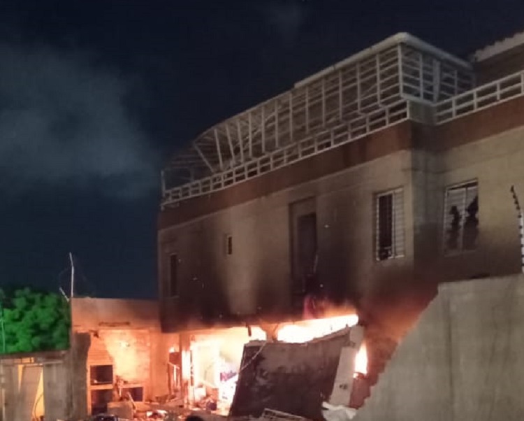 Cuatro heridos en explosión e incendio de edificio al norte de Maracaibo (VIDEO)