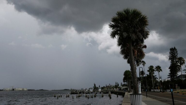 La tormenta tropical Elsa se dirige hacia Florida; activan alerta de huracán