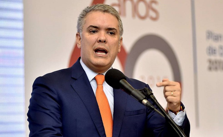 Iván Duque asegura que si pudiera presentarse en las votaciones de Colombia, sería reelegido