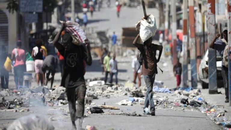 La mitad de Haití pasa «hambre pura», alerta la FAO