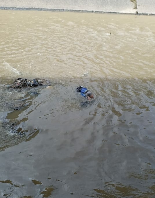 Rescatan el cadáver de un hombre en el río Guaire