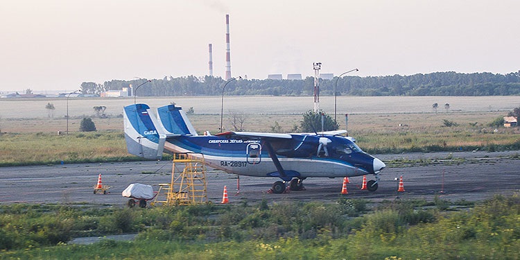 Hallan vivos a los pasajeros de un avión desaparecido en Siberia