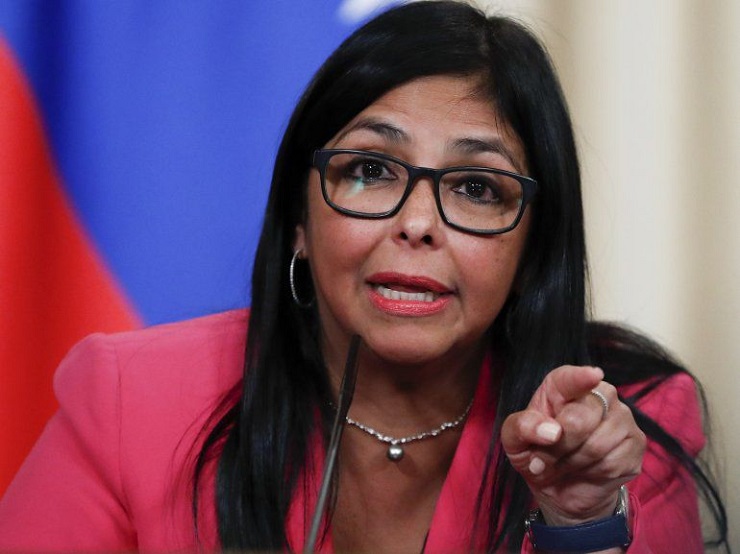 Vicepresidenta denuncia que Países Bajos impiden viaje de delegación venezolana a La Haya