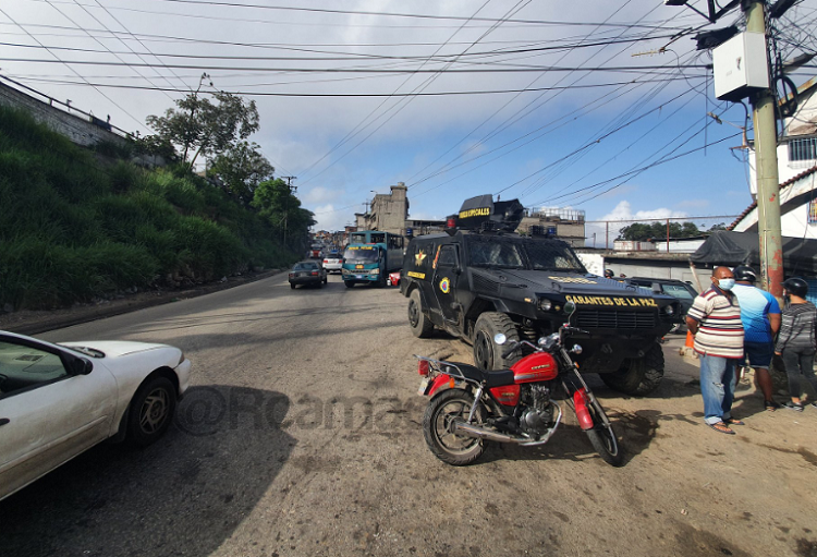 Organismos se despliegan en Palo Verde y Petare en búsqueda de delincuentes de la Cota 905