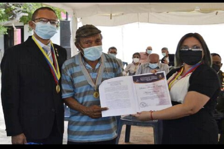 Honoris Causa a ilustres falconianos