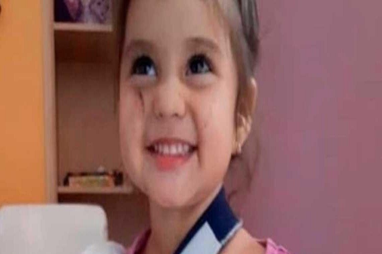 «Un milagro de Dios»: niña de 2 años fue rescatada con vida debajo de escombros en Mérida