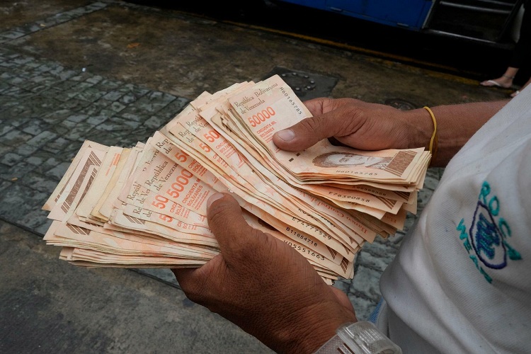“Hoy en día Venezuela es el país más caro del mundo”, sostiene Ángel Alvarado