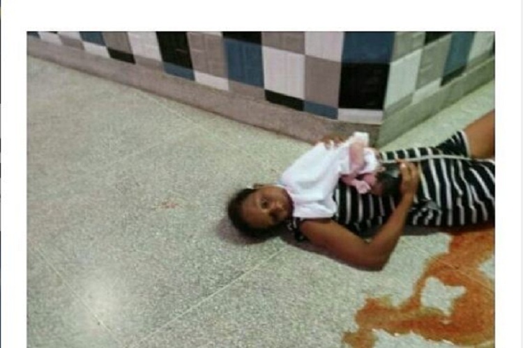 Obstetricia fuera de servicio: Parió en el piso en el Hospital de Tucacas