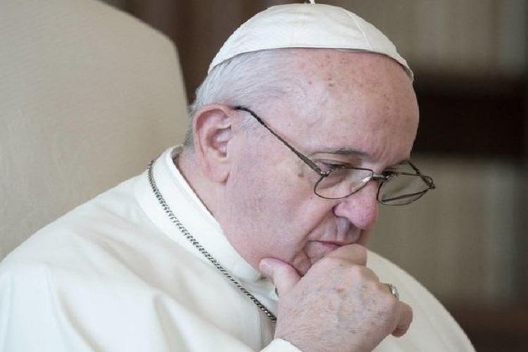 Interceptan en Milán carta con tres balas dirigida al papa Francisco