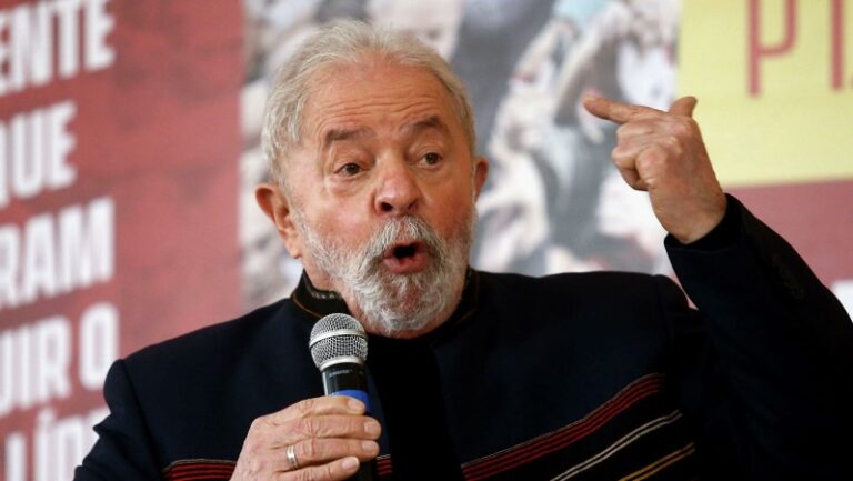 Sondeo muestra que Lula mantiene una fuerte ventaja en la carrera presidencial en Brasil