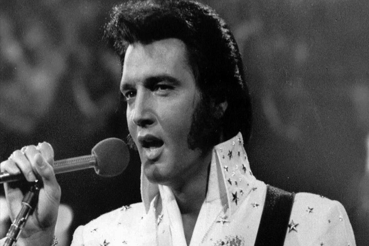 Elvis Presley murió por malos genes y no por las drogas, según nuevo libro