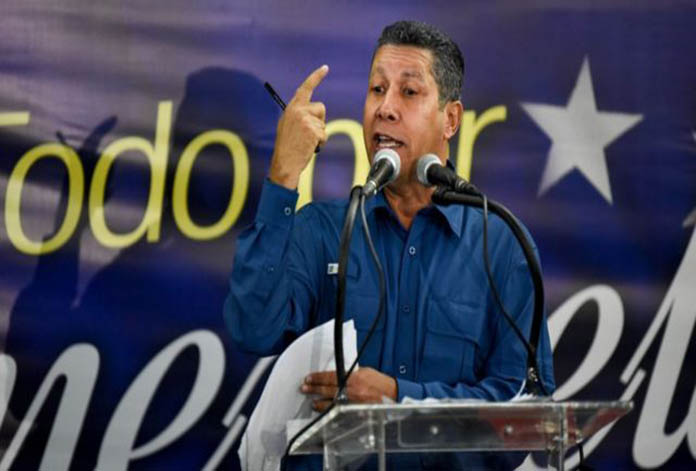 Henri Falcón denuncia abuso chavista en espacios de campaña electoral