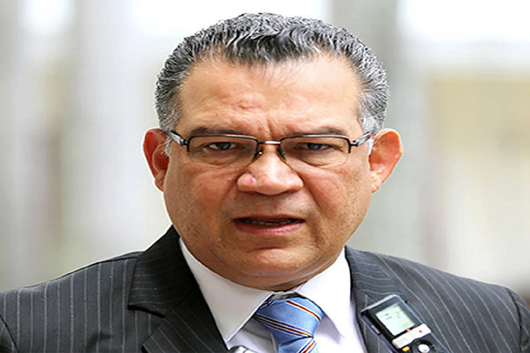 Rector Márquez presentó al directorio del CNE una propuesta que reglamenta la campaña electoral