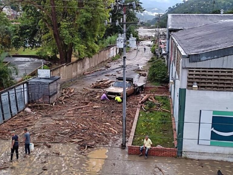 Gobernador de Mérida reporta 13 muertos y 17 desaparecidos por las lluvias