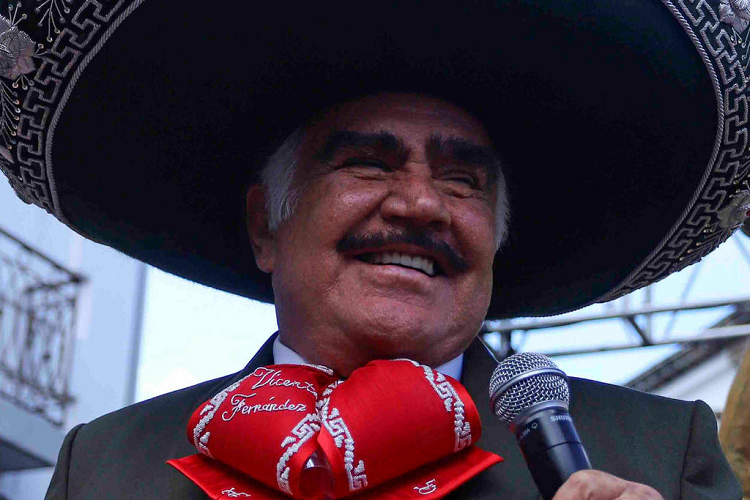 Desmienten que Vicente Fernández padezca el síndrome de Guillain-Barré