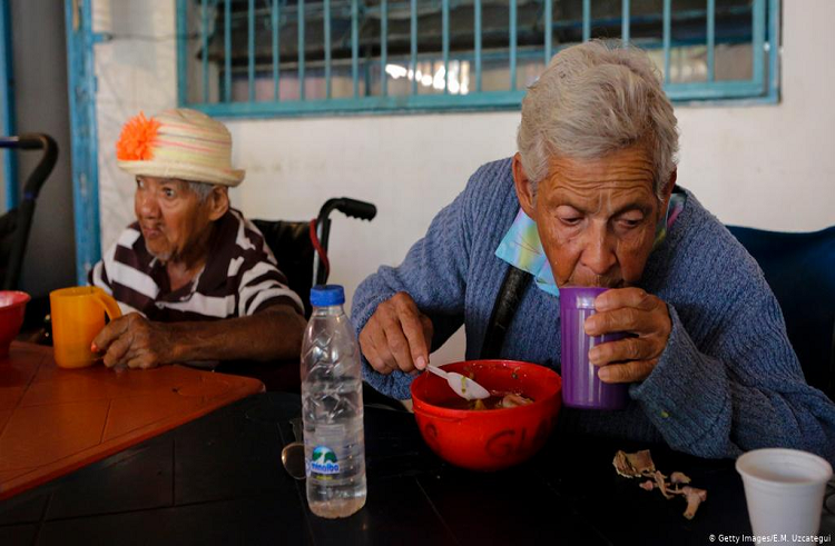 ONG Convite: Los adultos mayores comen cada día menos