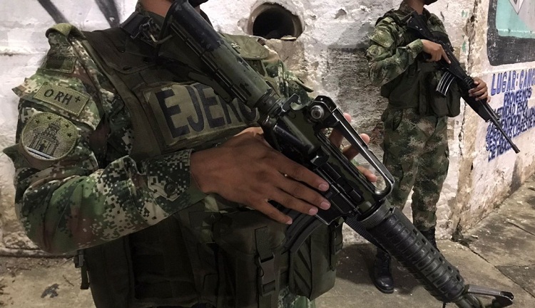 Atentado en Arauca deja 5 militares muertos: Duque dice que lo planearon desde Venezuela