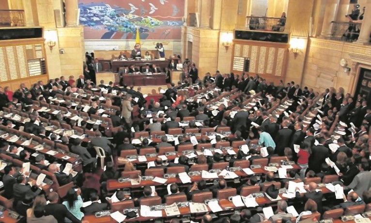 El Congreso colombiano aprueba la nueva reforma tributaria del Gobierno Duque