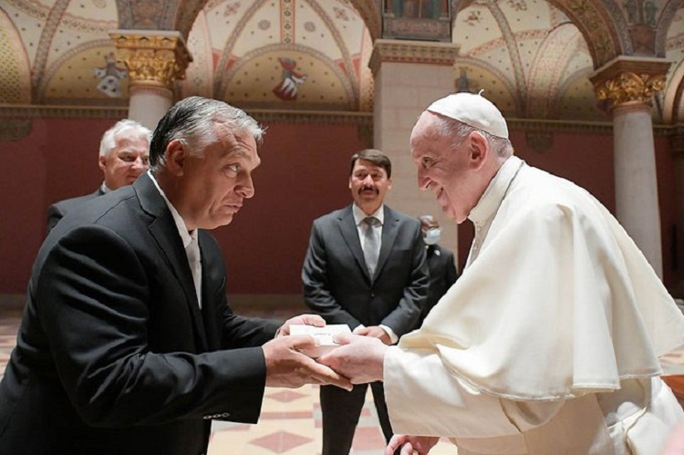 El papa se reúne con primer ministro húngaro