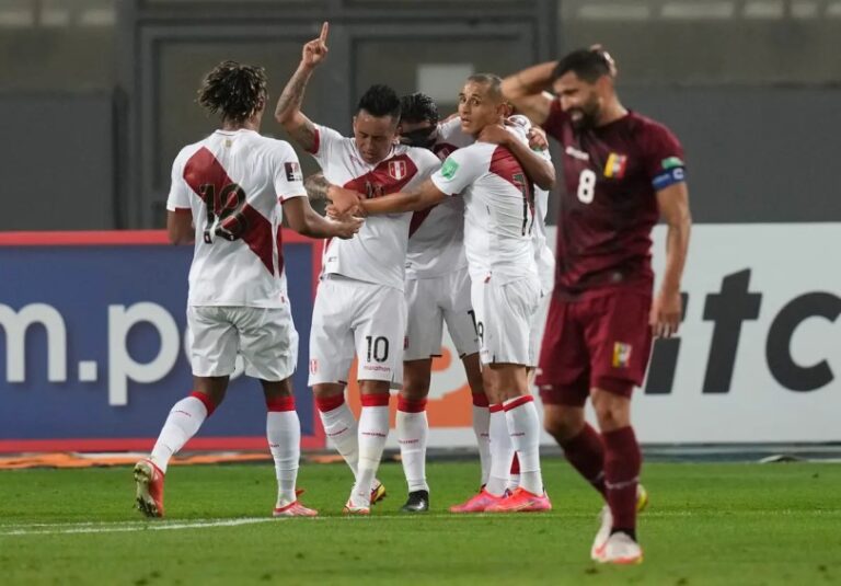 Perú vence a Venezuela 1-0 y recupera posiciones en las eliminatorias