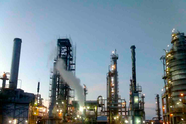 PDVSA: En las próximas horas arrancará la producción de gasolina en la refinería El Palito