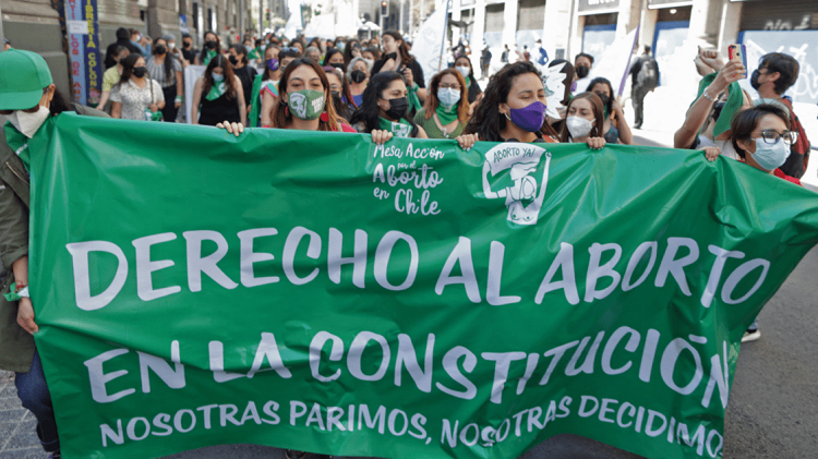 Cámara Baja de Chile aprueba el aborto libre hasta 14 semanas