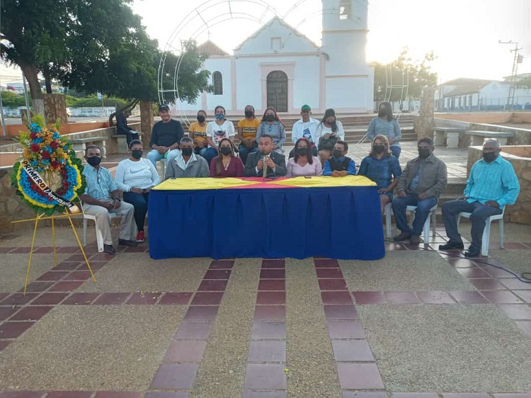 Kerrins Mavarez y aspirantes a concejales conmemoraron 34 años de autonomía municipal de Los Taques