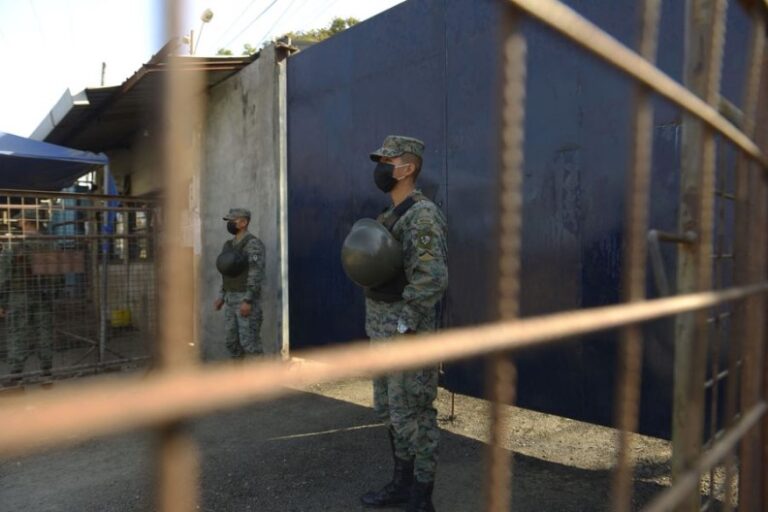 Las cárceles de Ecuador en estado de excepción para frenar la guerra entre reclusos