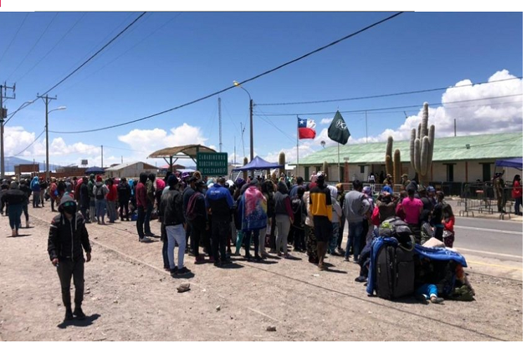 Cientos de varados en la frontera agravan crisis migratoria en Chile