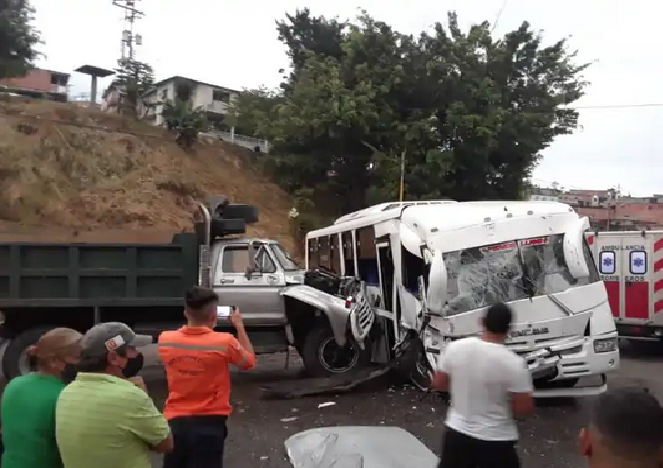 31 heridos dejó accidente de tránsito en Táchira