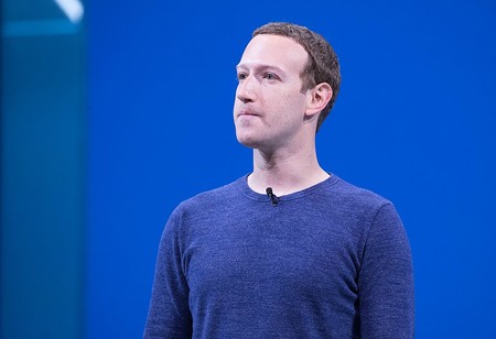 Mark Zuckerberg habló del apagón mundial de Facebook y las acusaciones