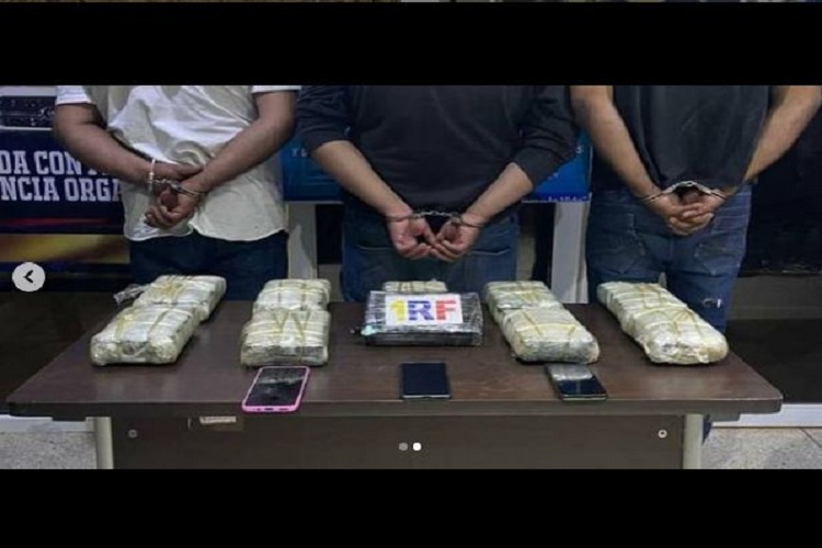 Detienen a tres hombres con alijo de cocaína en Urumaco