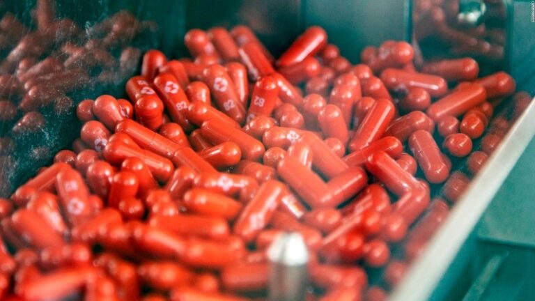 OMS dice que tratamiento de Merck en pastillas «puede ser nueva arma contra la COVID»