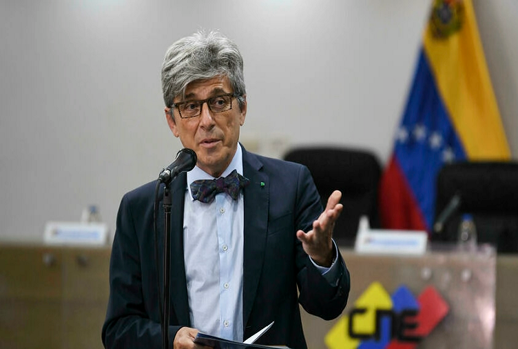 UE afirma que sus observadores no interferirán en proceso electoral venezolano