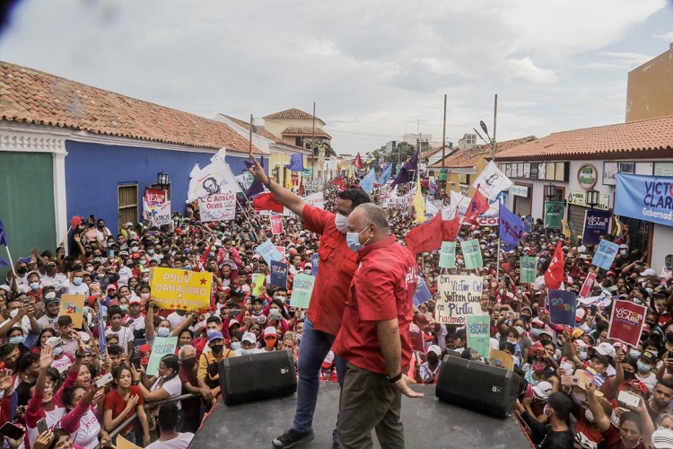 Diosdado Cabello juramentó comando de campaña Aristóbulo Istúriz en Falcón