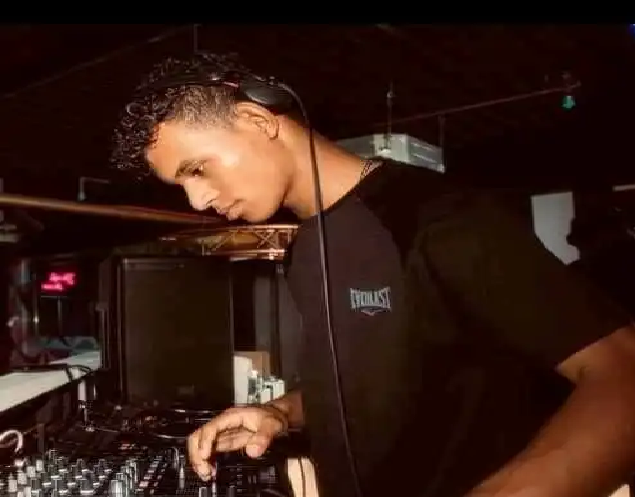 Aruba: DJ venezolano muere tras caer desde el segundo piso de un centro comercial