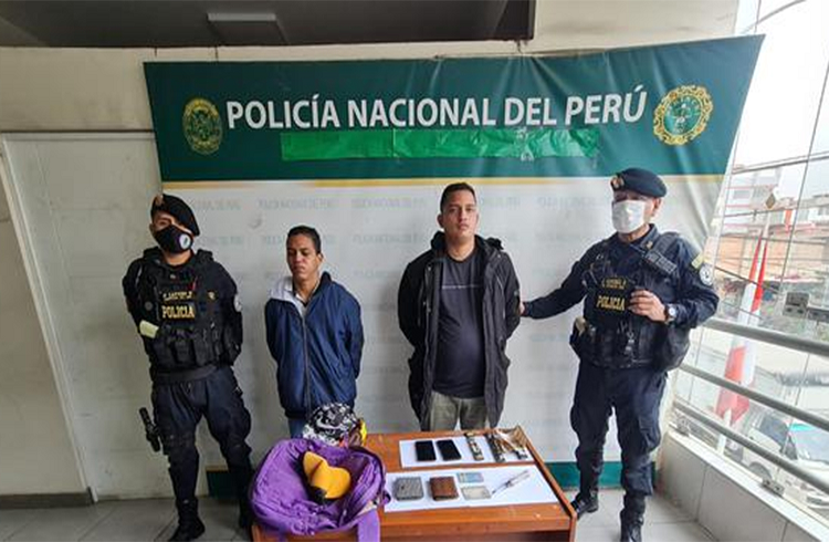 Capturan a par de venezolanos por robo de cajeros automáticos en Perú