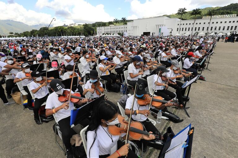 La orquesta más grande del mundo se hizo sentir en Venezuela y más allá de sus fronteras: por el Guinnes