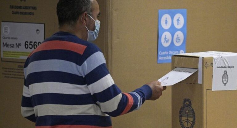 Gobierno de Alberto Fernández pierde las elecciones legislativas en Argentina