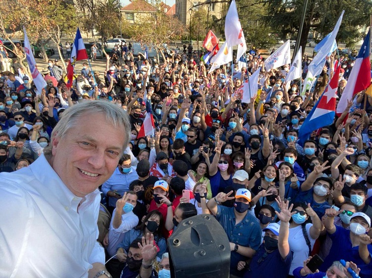 Chile: Ultraconservador José Antonio Kast gana la primera vuelta