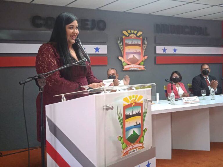 Sabrina Leal lidera la Cámara Municipal de Carirubana