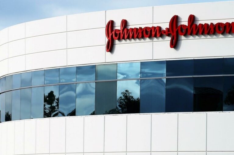 Laboratorio Johnson & Johnson anuncia plan para dividirse en dos