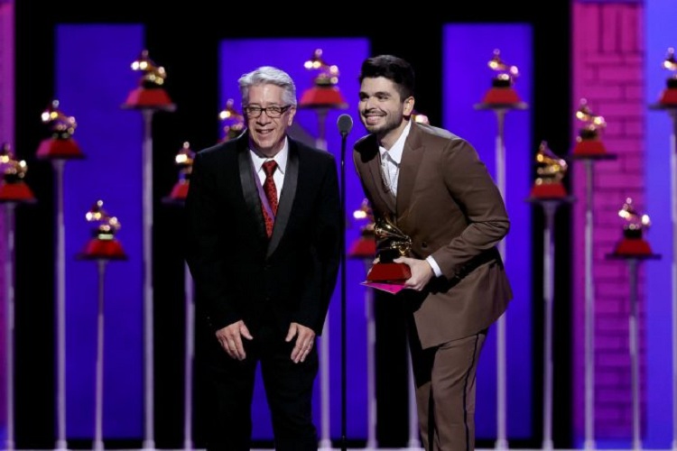 Los venezolanos Kristhyan Benítez, Ricardo Montaner y Yasmil Marrufo se alzaron con el Grammy Latino